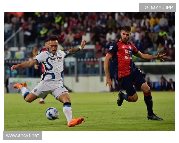 英超琼斯南安普顿